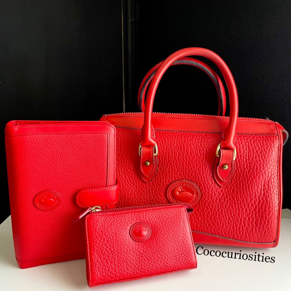 Dooney and Bourke awl Leather Red satchel crossbody bag P29 - Picture 2 of 16